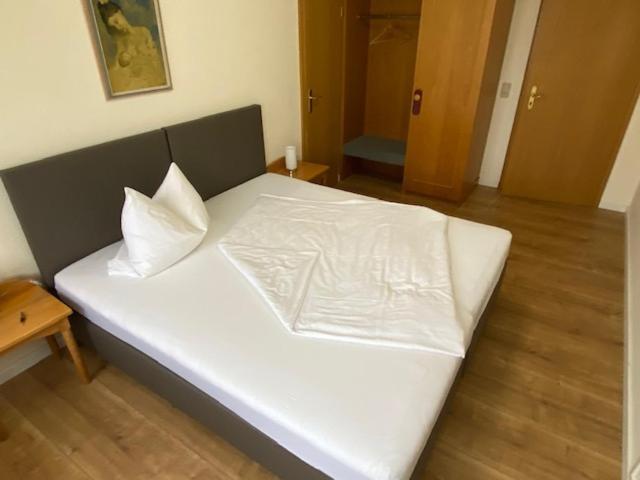 Hotel Janssen Bodenheim Eksteriør billede