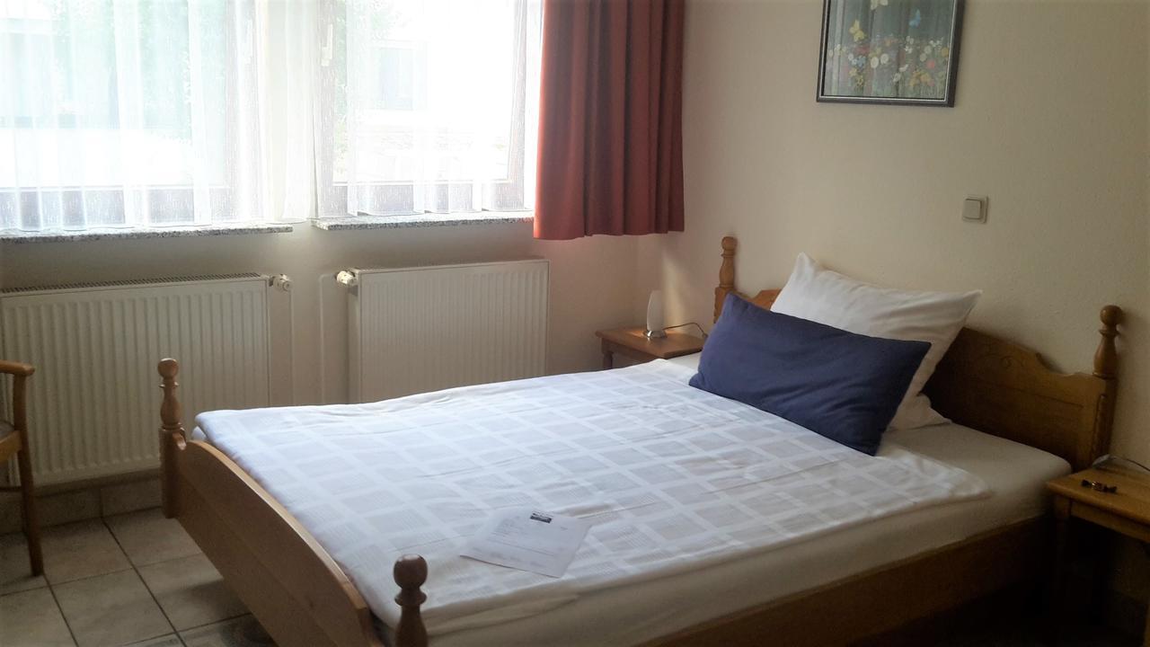 Hotel Janssen Bodenheim Eksteriør billede